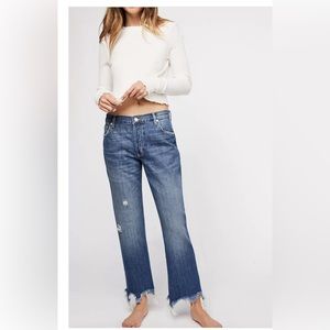 NEW FREE PEOPLE Maggie mid rise straight leg. Size 24.